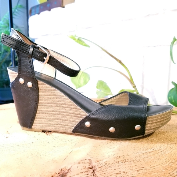 Lucky Brand Shoes - Lucky Brand Platform Sandals